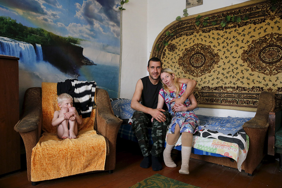 Россияне определились с минимальным доходом для семьи